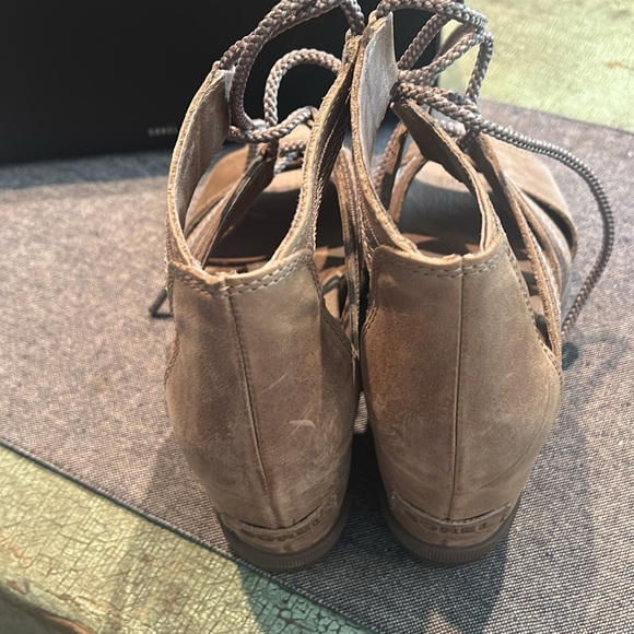 Sorel Women’s Joanie II Lace Wedge Sandals Taupe Brown Size 9.5 - Picture 4 of 7